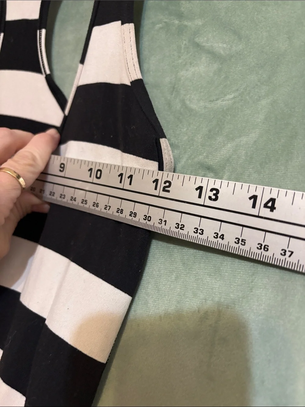 Lululemon Black & White Striped Racerback Tank 🌵